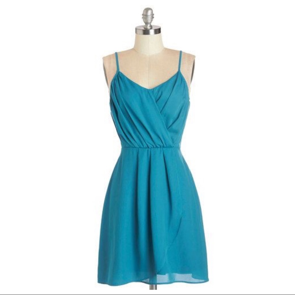 NWT, ModCloth Summertime Streets Dress, M - Picture 1 of 5